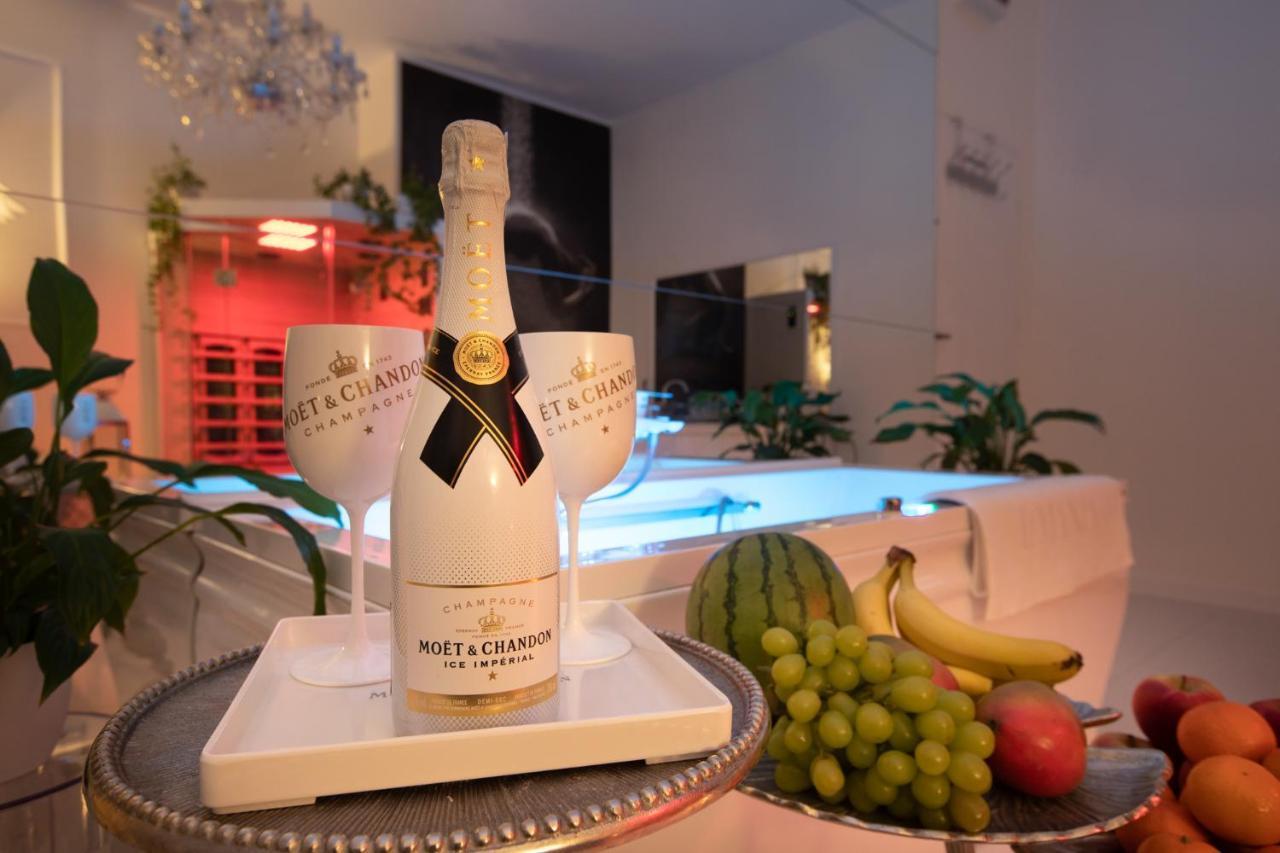 Apartament Sensual Sauna&Jacuzzi Poznan Stare Miasto Exteriör bild